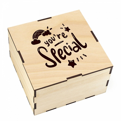 Подарочная коробка