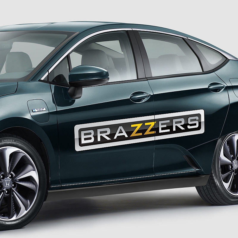 Наклейка Brazzers - # 2 Наклейка Brazzers #2