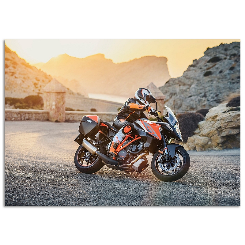 Постер KTM 1290 Super Duke GT - # 1 Постер KTM 1290 Super Duke GT #1
